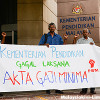 Education Ministry flayed for not having minimum wage
